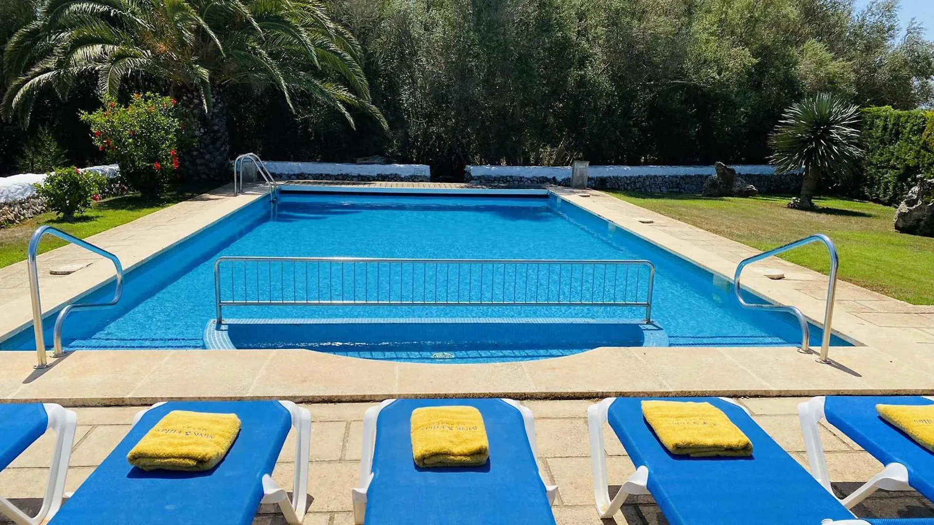 Finca Toni Alaior 0*,